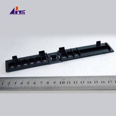 ATM suku cadang Diebold Opteva Kaset Keypad Cover 49024312000A